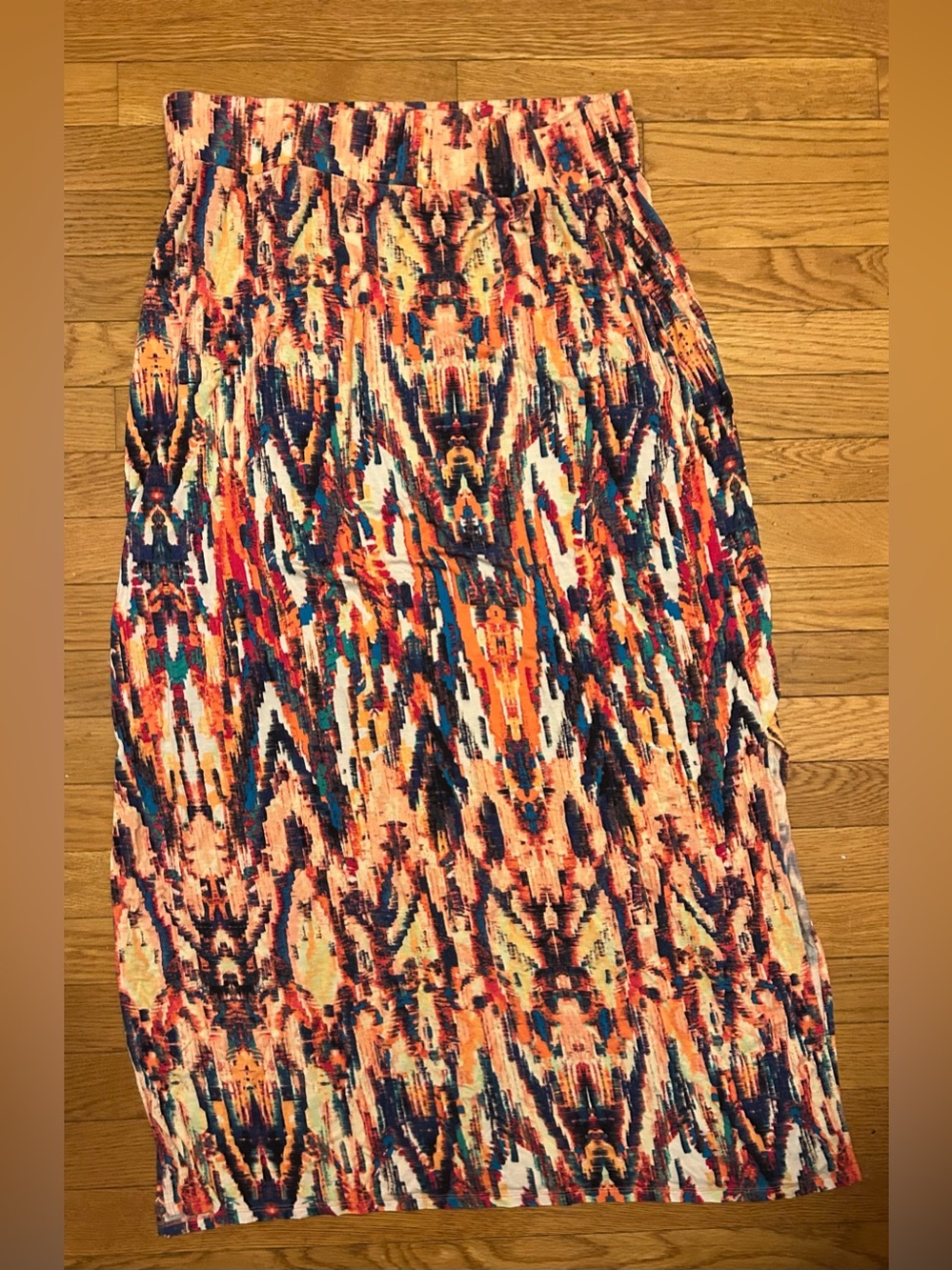 Women’s Bright Aztec Print Side Slit Maxi Skirt Size Large